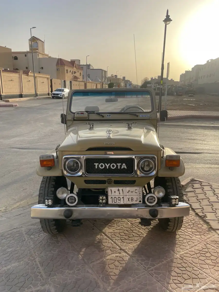 ايجار سيارات كلاسك بسعر منافس 7