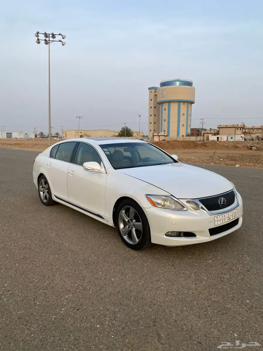لكزس gs460 للبيع المستعجل 1