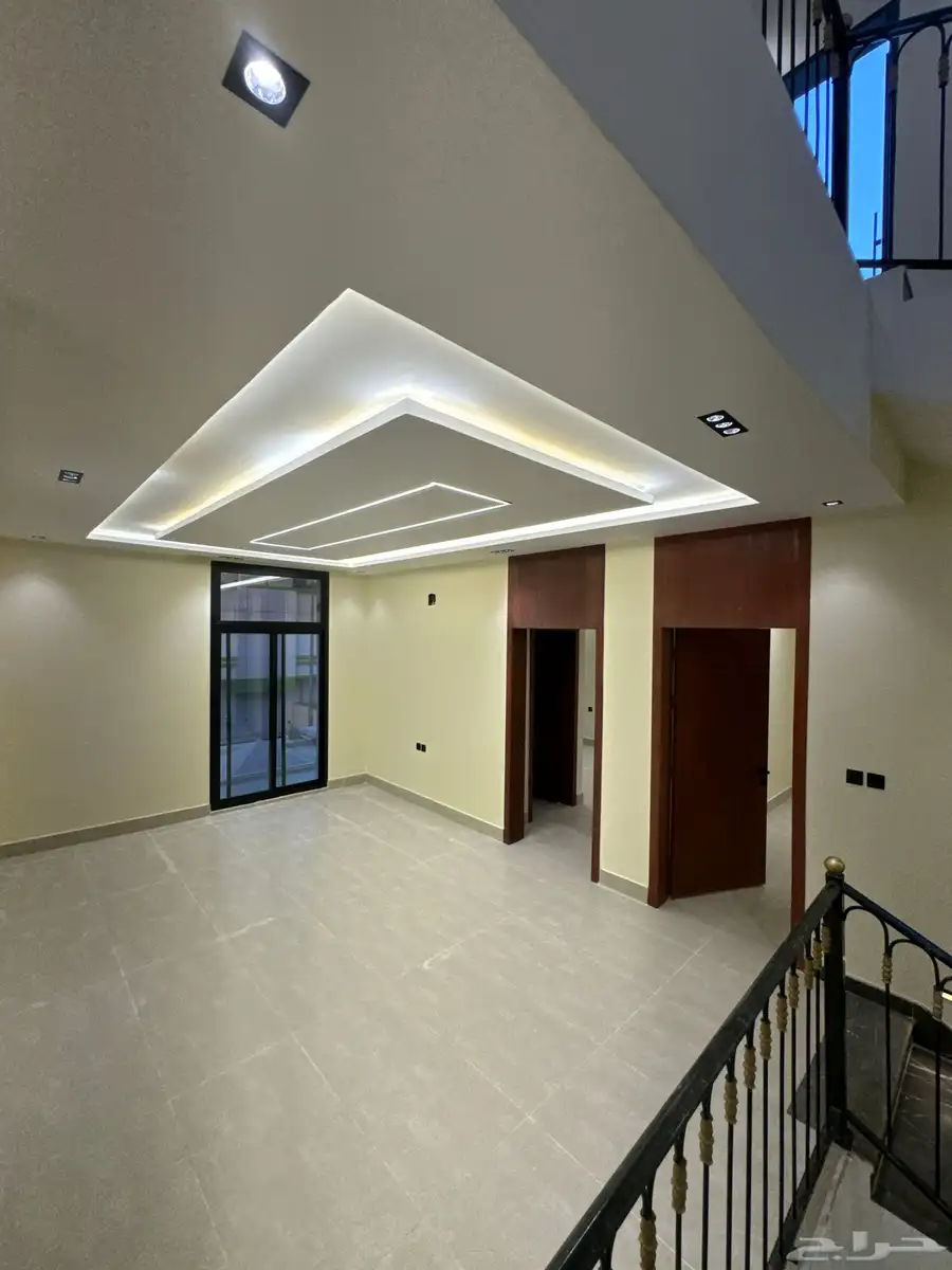 فيلا فاخرة للبيع حي القدس 360م   دورين   3.8م 1