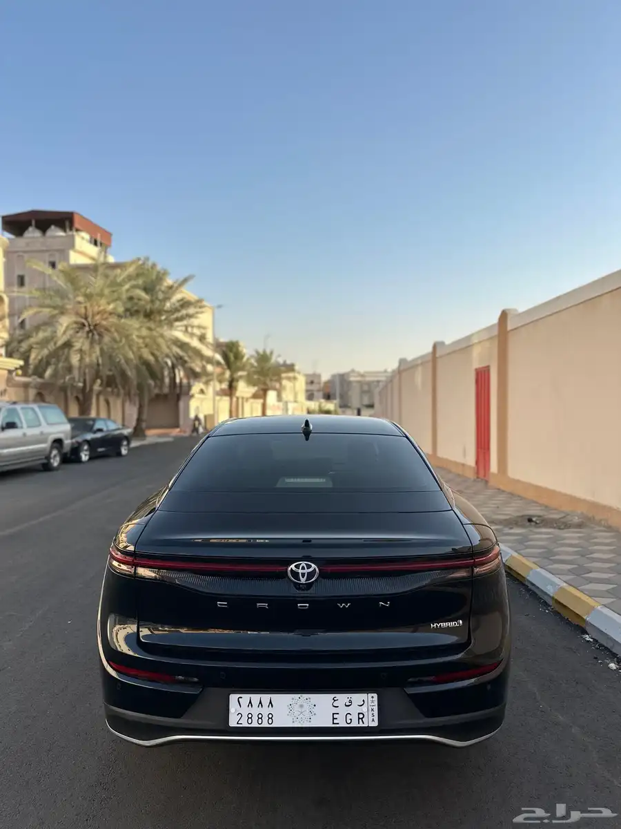 كراون بريميوم 2023 4