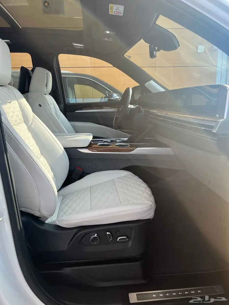 CADILLAC ESCALADE PLATINUM 5