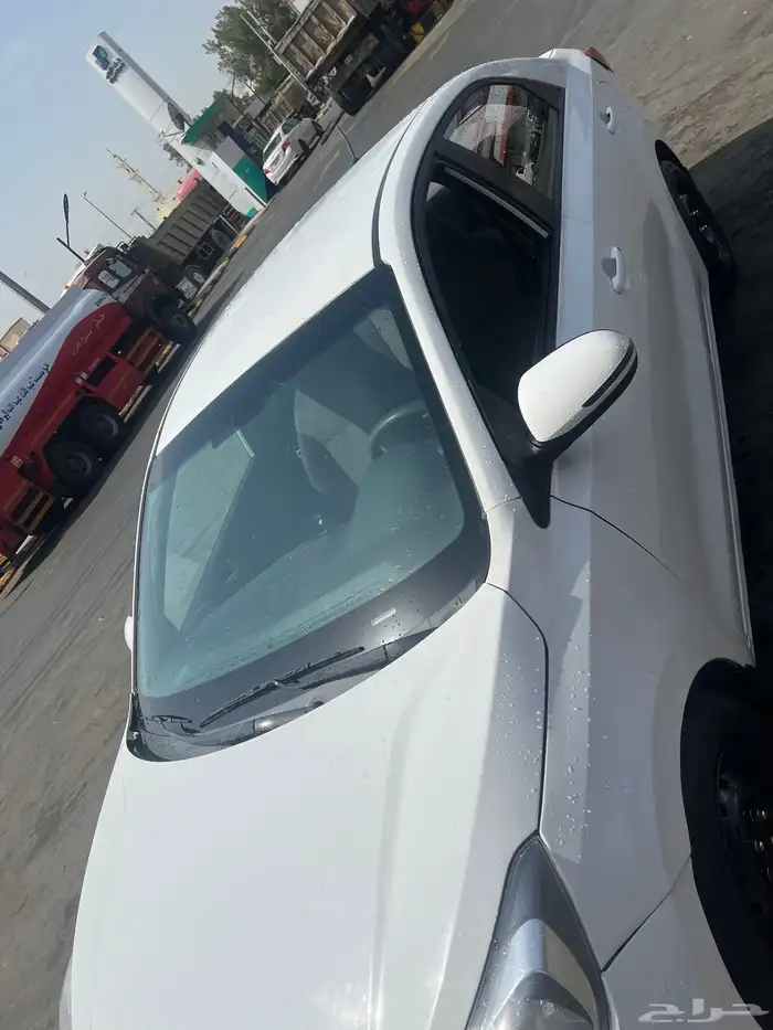 للإيجار كيا بيجاس 2