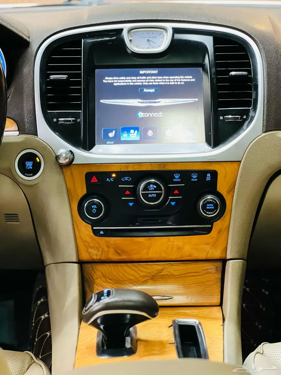 كليزلر 2014 C300 V6 فل كامل (( بحاله ممتازه )) 11