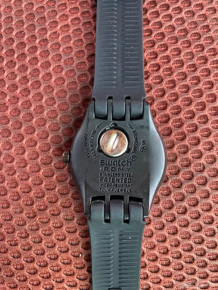 ساعه swatch الاصليه 1