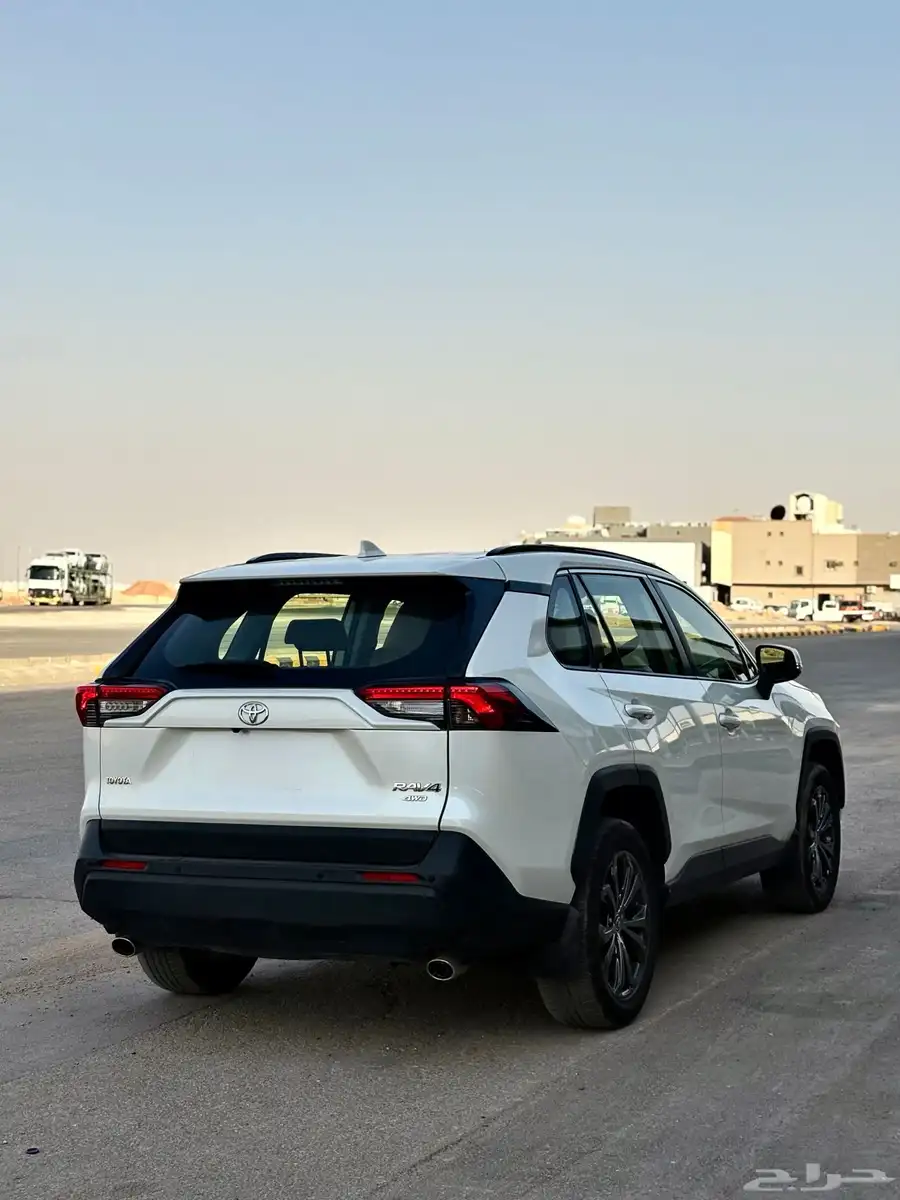 تايوتا راف فور 2022 XLE 4WD 5