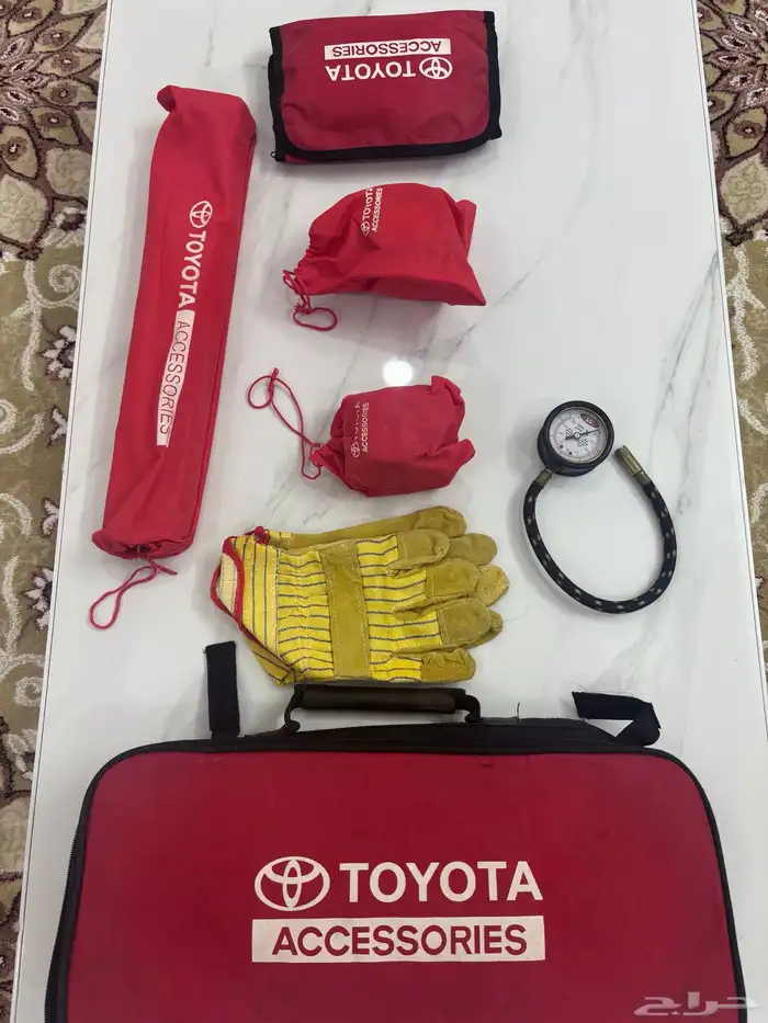 شنطة اسعافات تويوتا 0