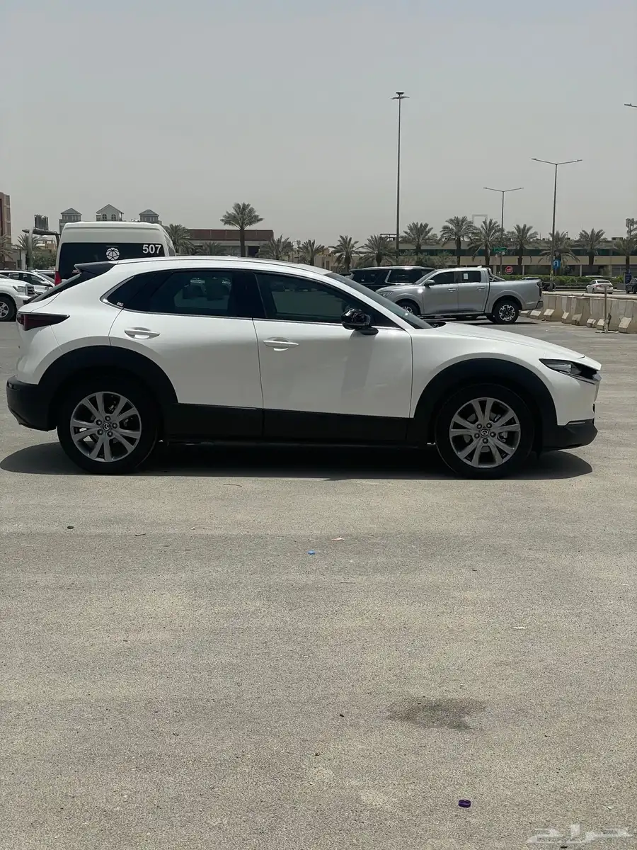 للبيع مازدا Cx30 2