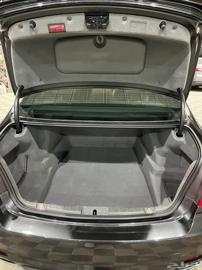 للبيع BMW 730i 2012 مخزن نظيف 16