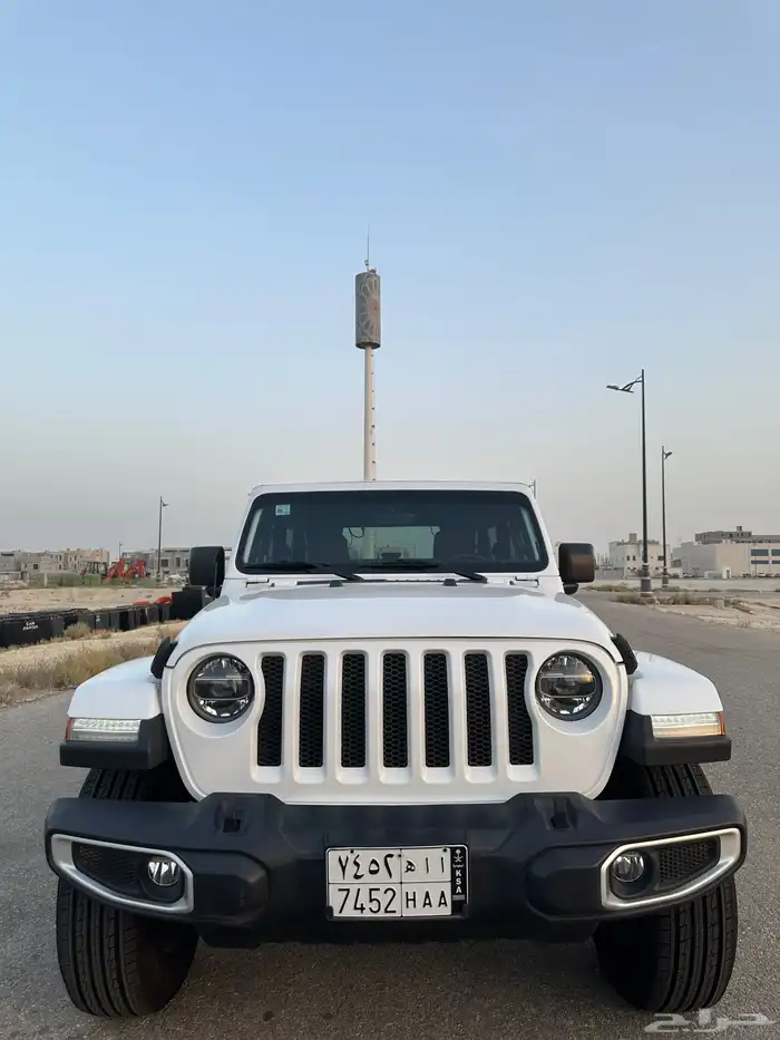 جيب رانجلر صحارى 11