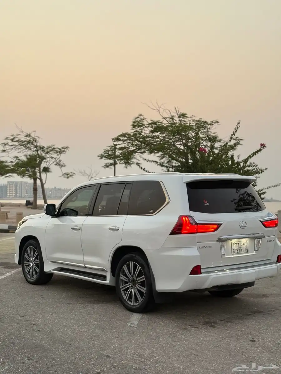 جيب لكزس LX.570 2016سعودي قمه بنضافهDD 7