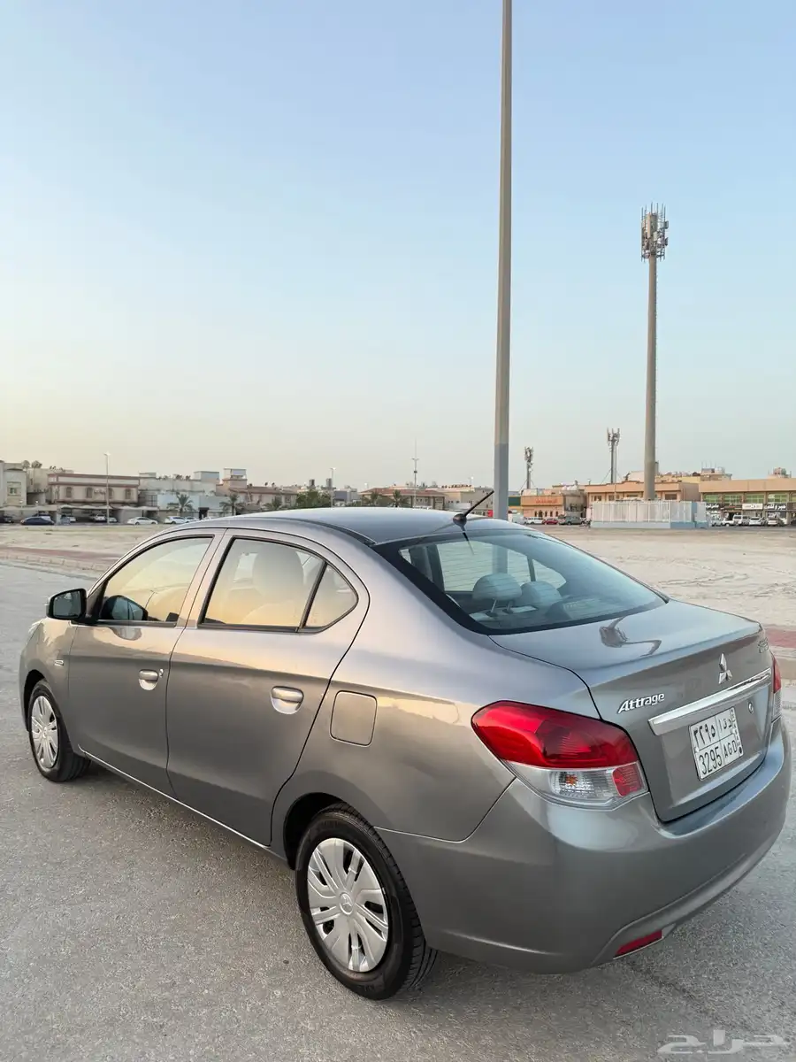ميتسوبيشي اتراج 2019 سعودي قمه بنضافه 13