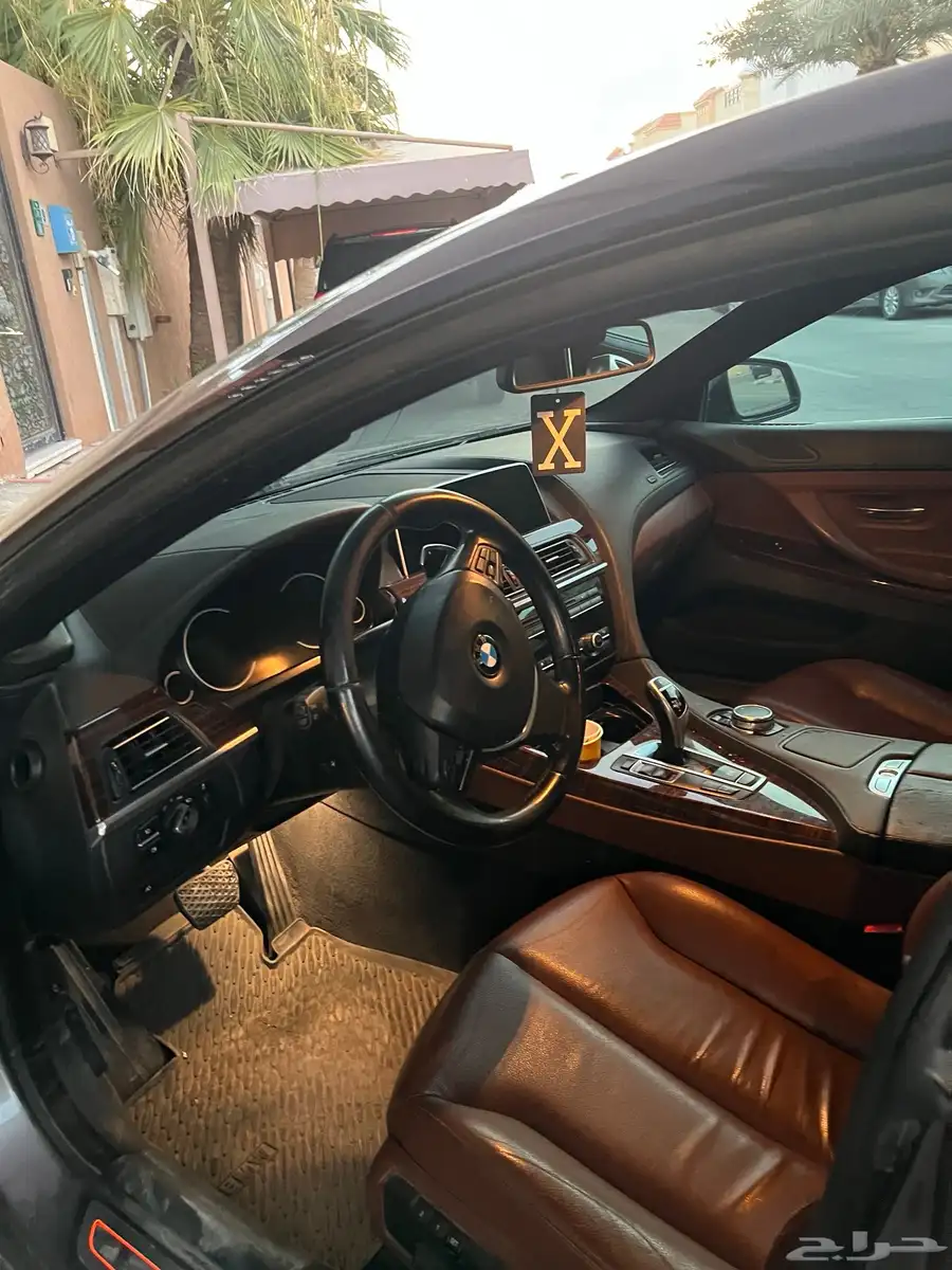 بي ام دبليو الفئة السادسه 640i 2016 index