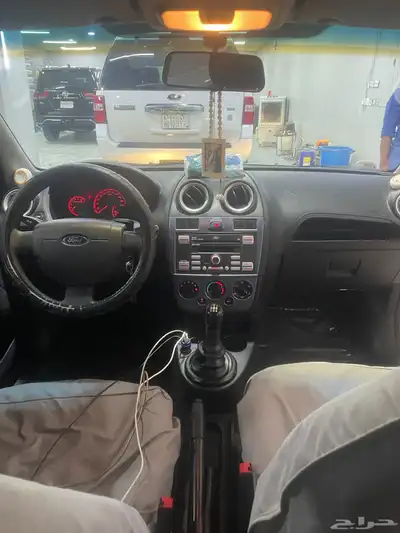 فورد فيجو 2015 جير عادى ممشى 193 ألف حاله ممتازة 6