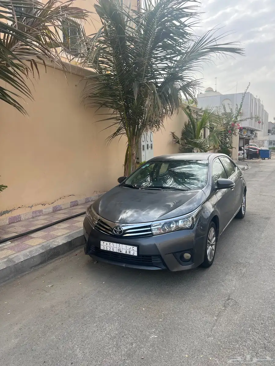 Toyota Corolla 2014   Mid Option (Push Start   OEM Rims) 2