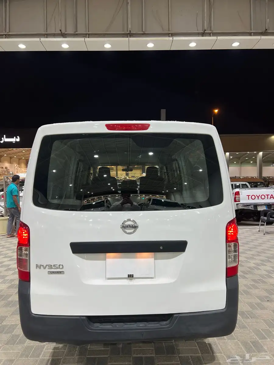 للبيع نيسان اورفان بضاعه ديزل2021 4