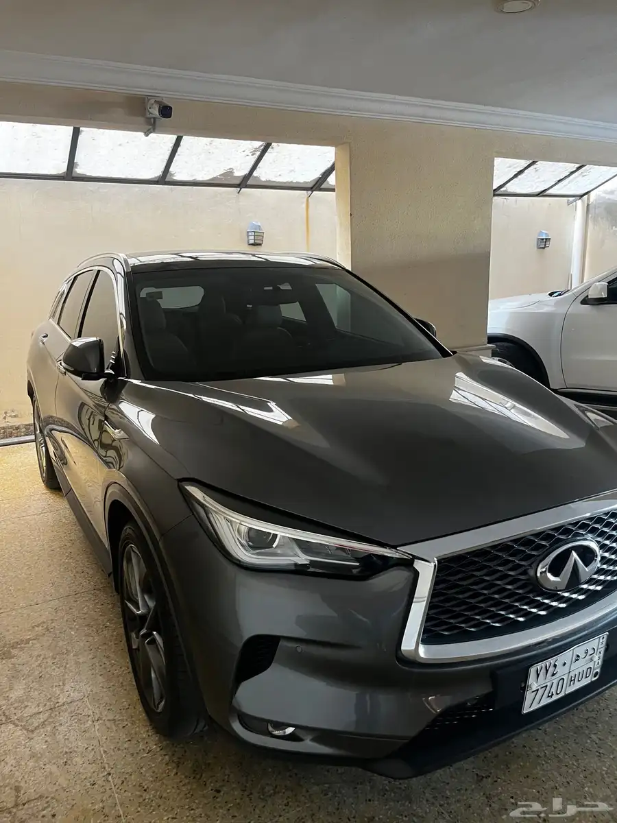انفينيتي QX50 2021 بحالة الوكالة 0
