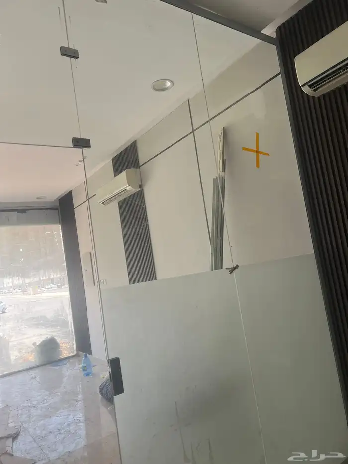 زجاج للبيع الصامل يراسلني الرقم  050 571 8711 1