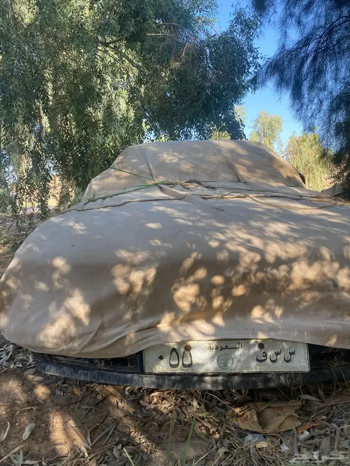 سياره من نوع BMW 3