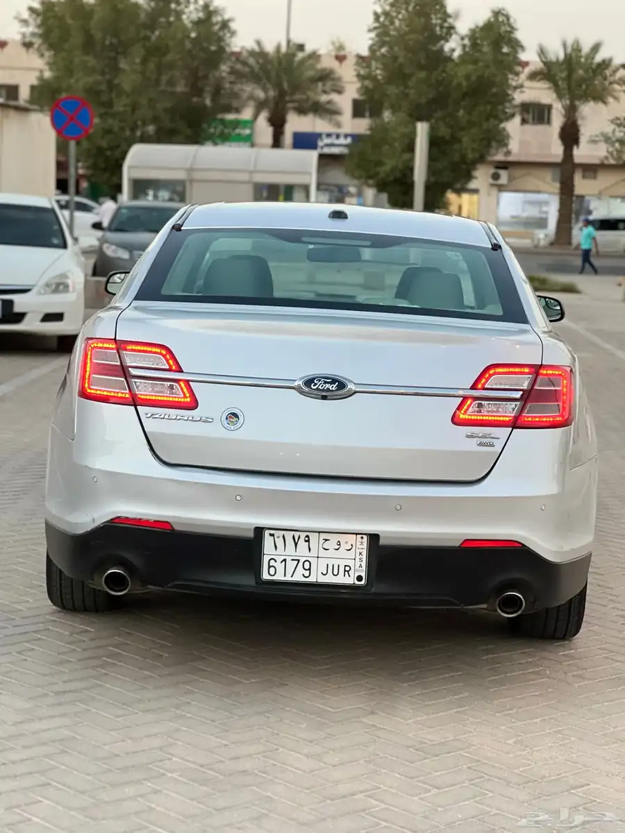 فورد توروس 7