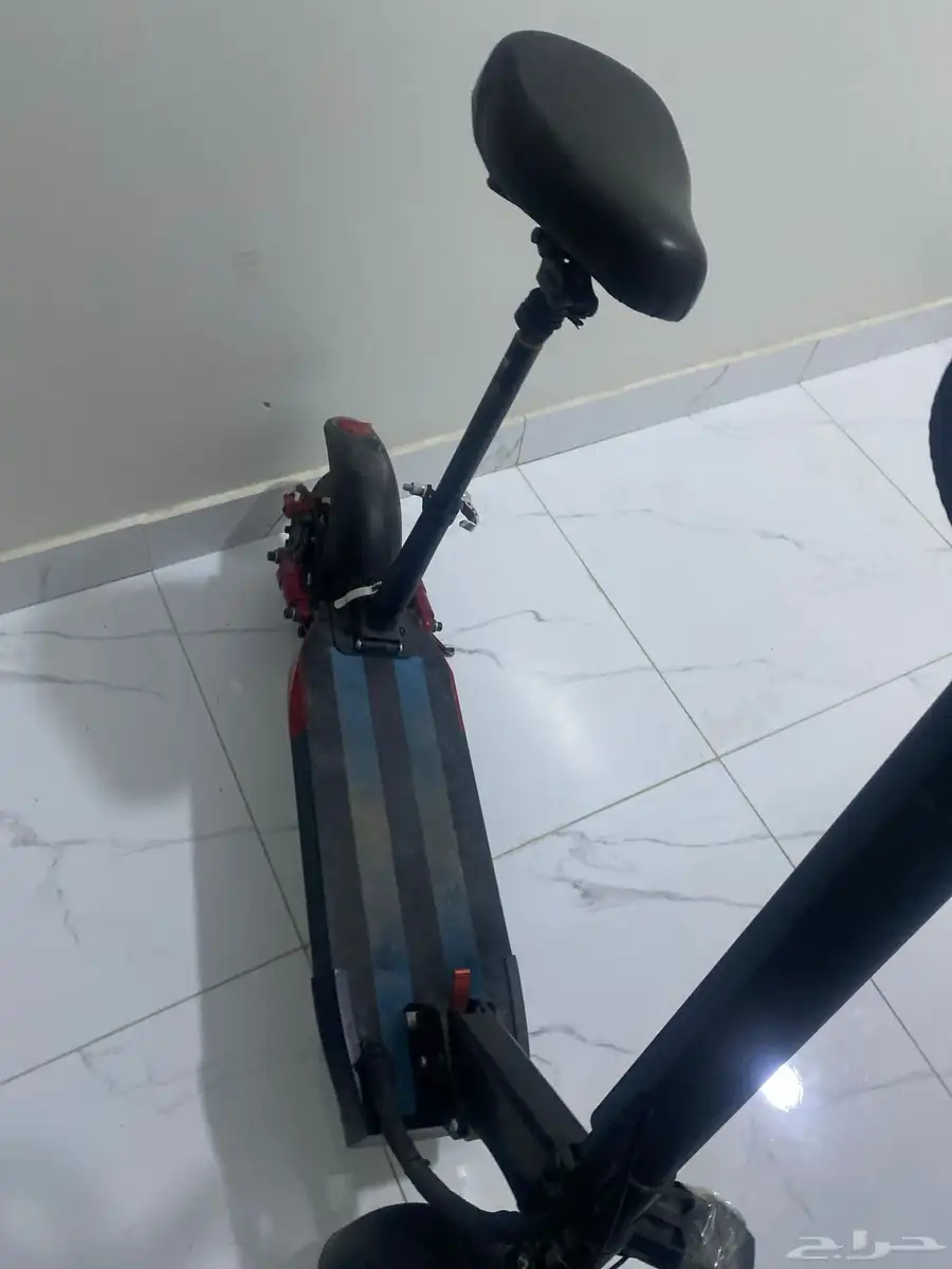 سكوتر الوحش لبيع سوم 650  لا يتواصل إلا صامل 2