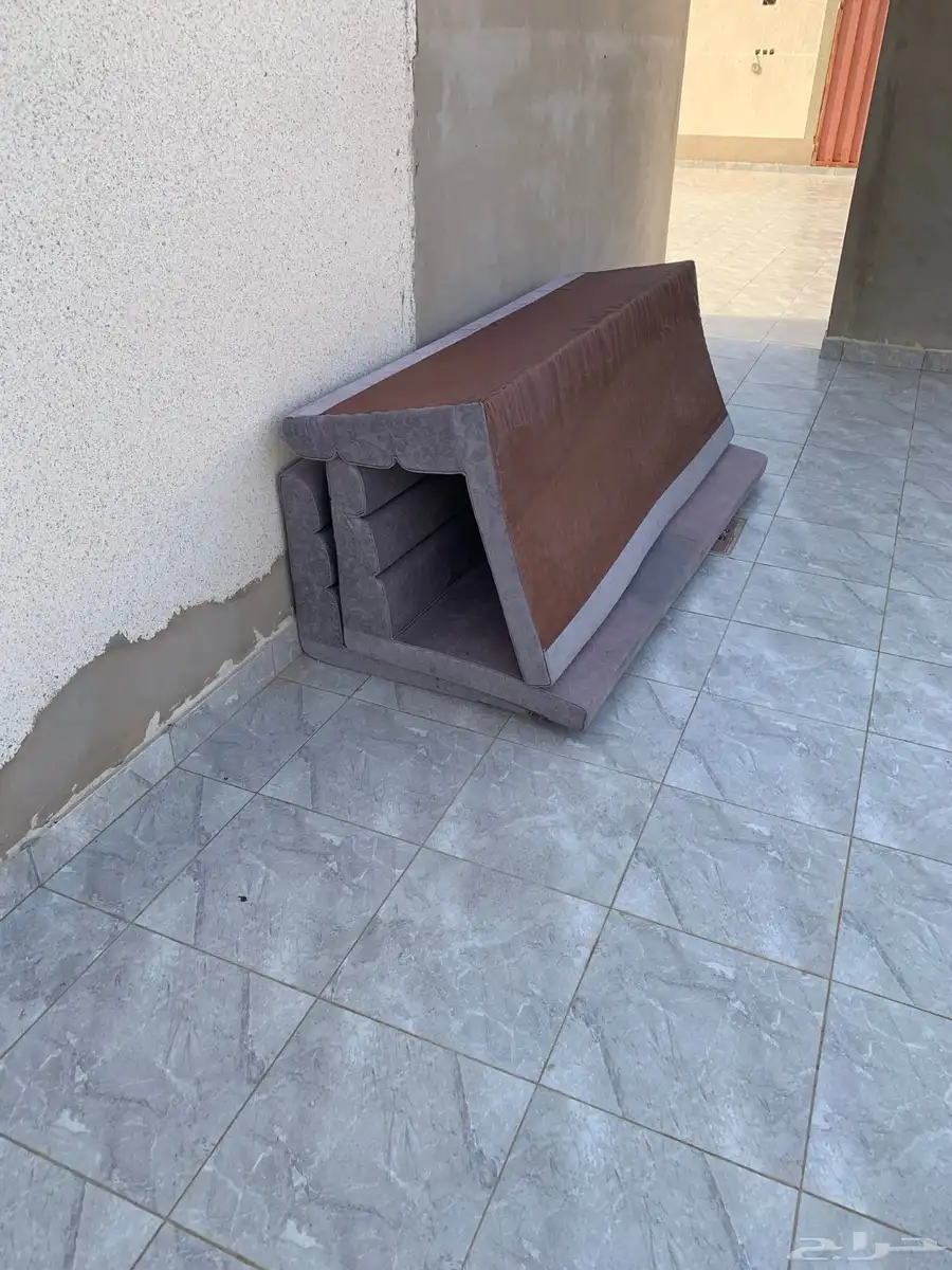 كنب ارضي7 قطع 1