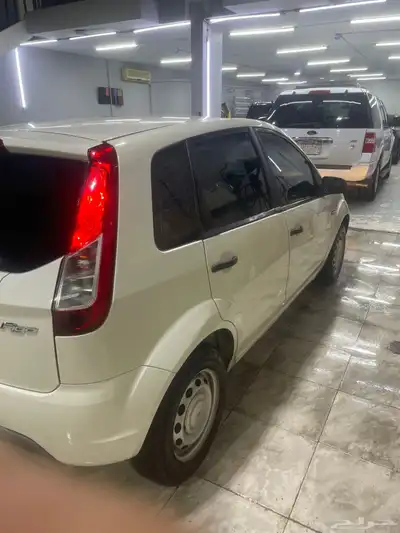 فورد فيجو 2015 جير عادى ممشى 193 ألف حاله ممتازة 1