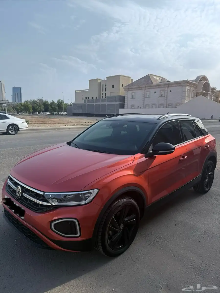 black style T-roc تي روك index