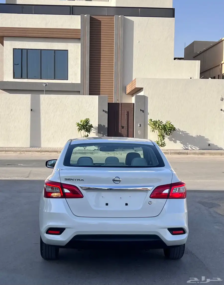 نيسان سنترا 2021 نظيفة 11