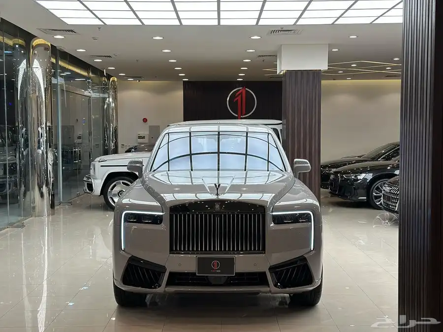 Rolls-Royce Cullinan black badge 2025 index