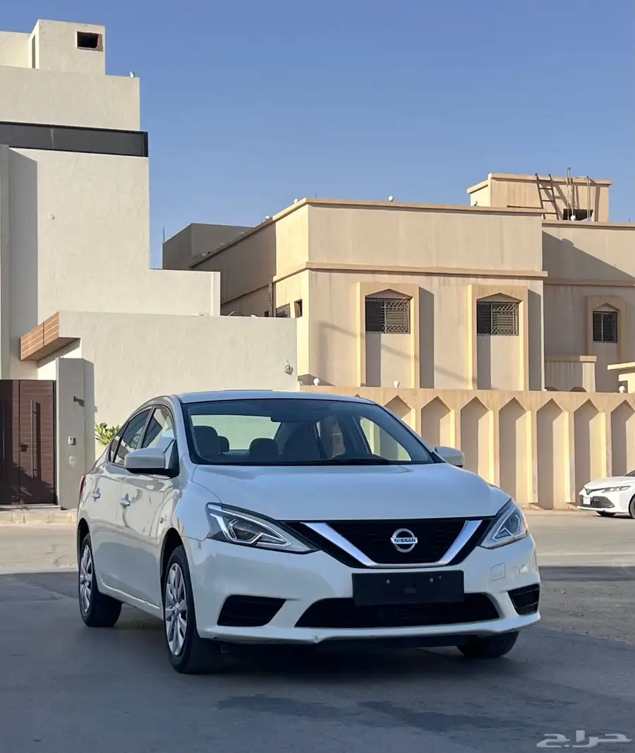 نيسان سنترا 2021 نظيفة 3