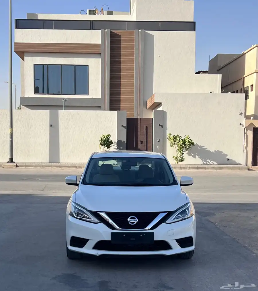 نيسان سنترا 2021 نظيفة 12