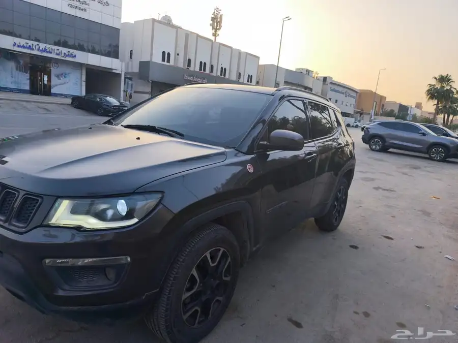 جيب كومباس تريل هوك ( اعلى فئة) فل كامل 6