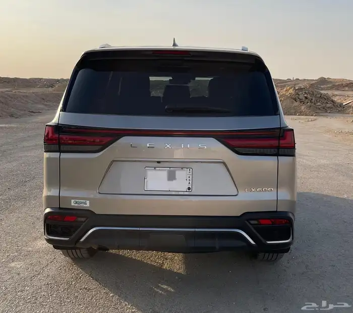 جيب لكزس LX600 F sport 4