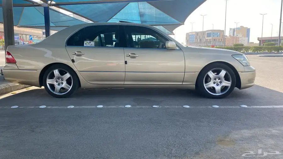لكزس 2005 للبيع ماشي 333000 4