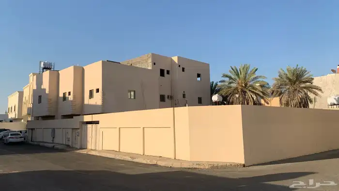 عماره للبيع في حي الجرف في المدينه المنوره 0