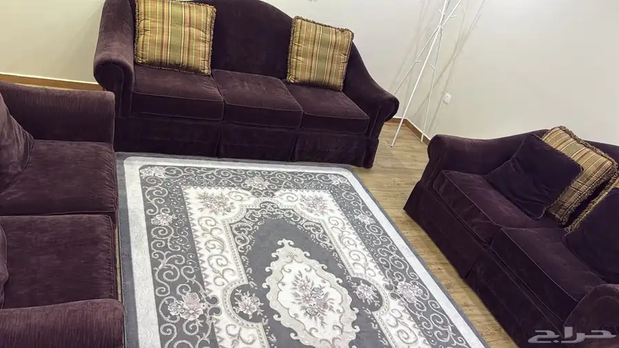 للبيع كنب أمريكي أنيق استخدام نظيف وجودة عالية 1