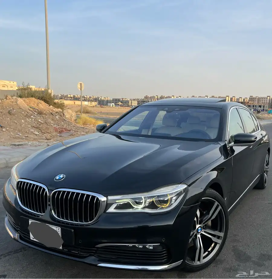 بي ام دبليو 730Li 2019 فل كامل للبيع 1
