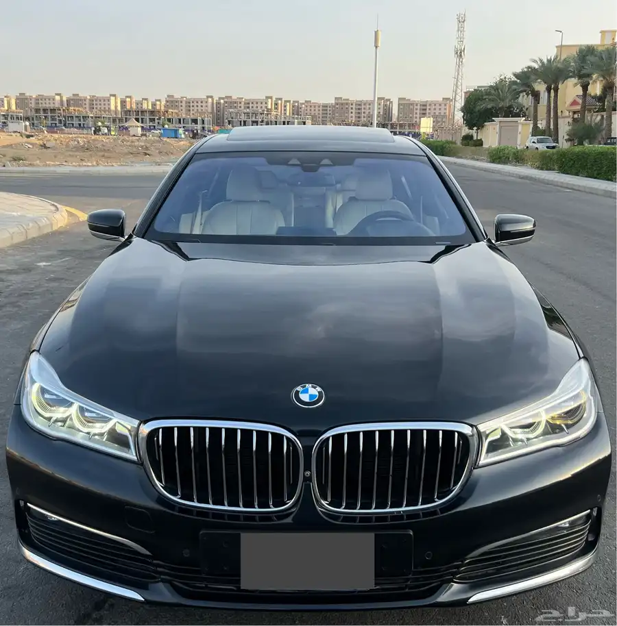 بي ام دبليو 730Li 2019 فل كامل للبيع 2
