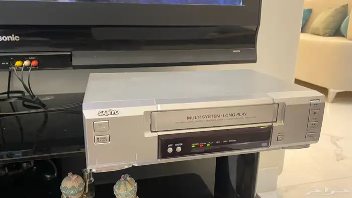 جهاز فديو وجهاز DVD 0