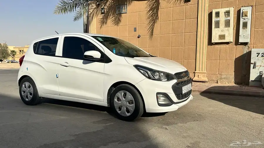 سيارة للإيجار بسعر مغري 0