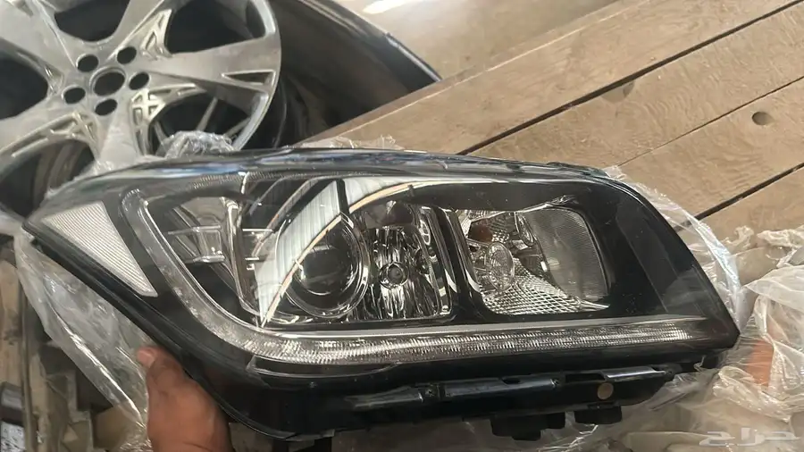 قطع غيار جينيسيس gv80 gv70 g80 20