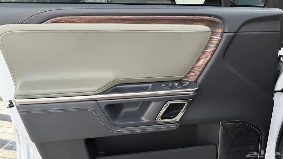RIVIAN R1 S 2024 9