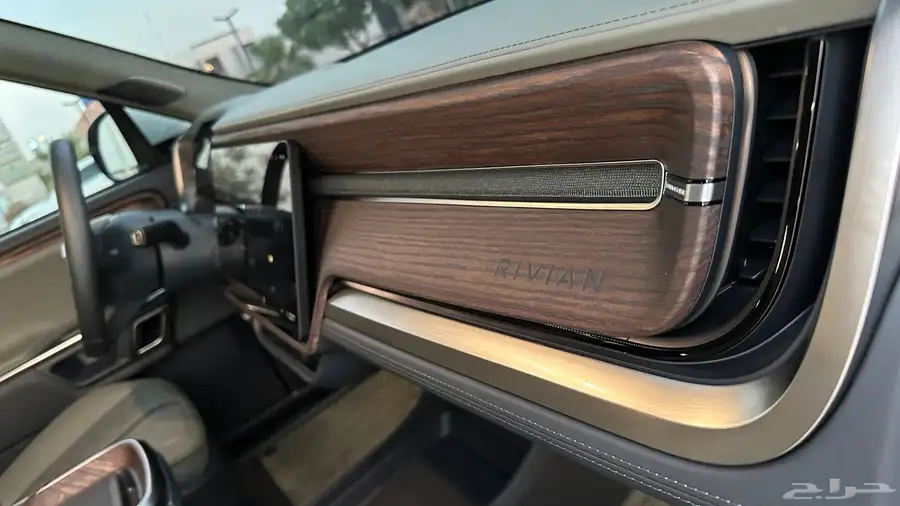 RIVIAN R1 S 2024 22