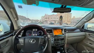 جيب لكزس LX570 3