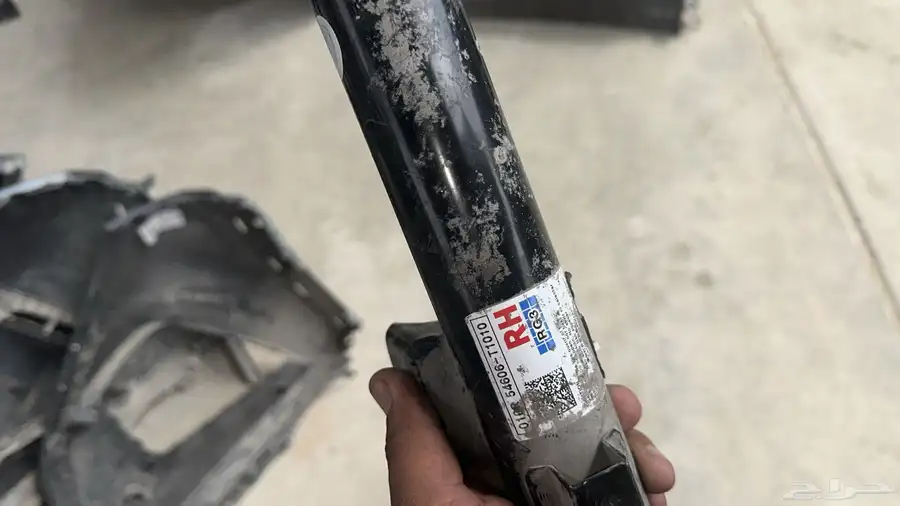 قطع غيار جينيسيس gv80 gv70 g80 35
