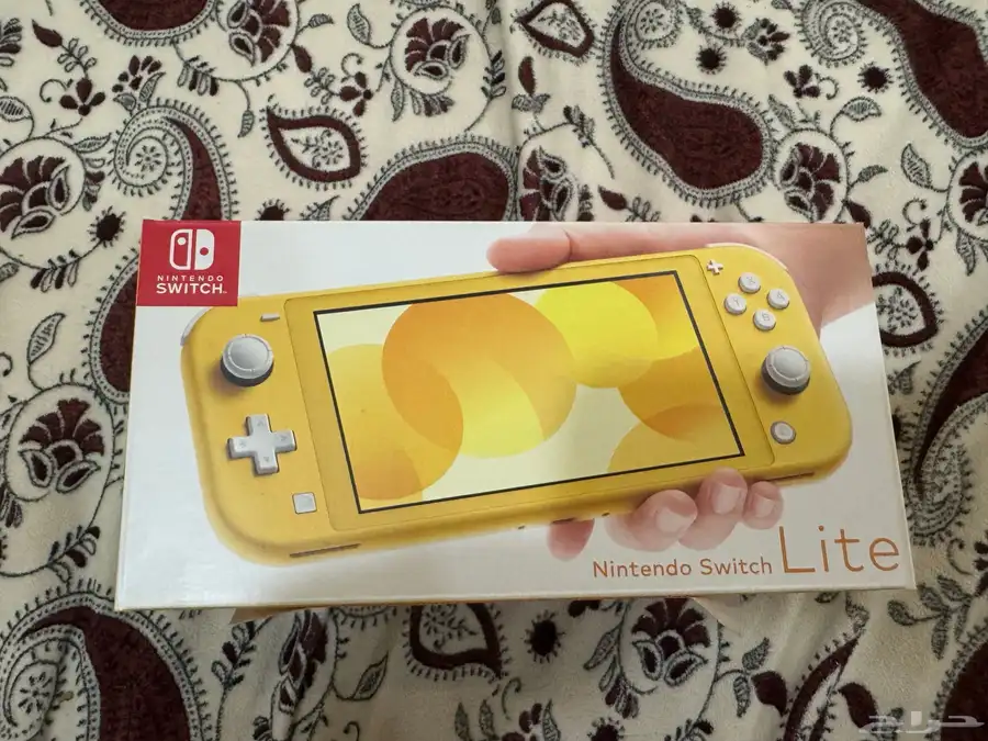 Nintendo Switch Lite نينتيندو سويتش لايت اصفر القصيم 0
