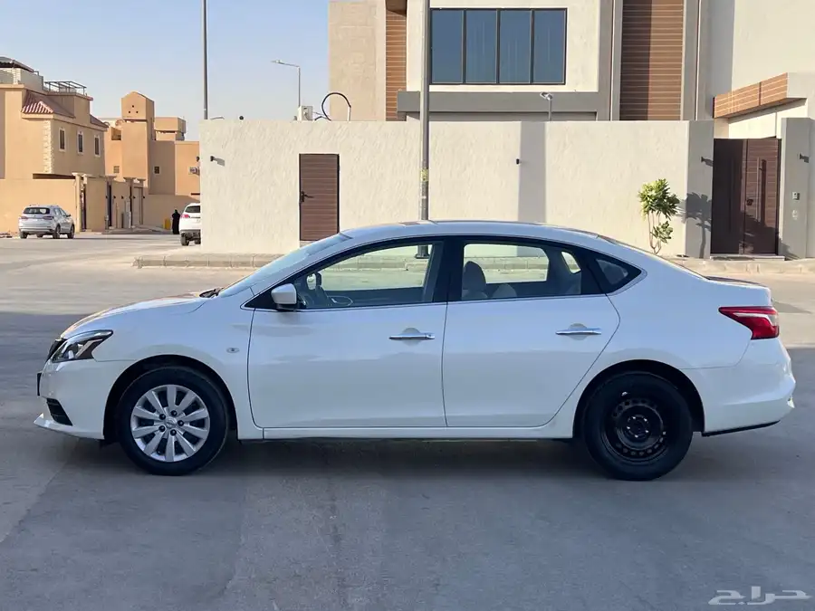 نيسان سنترا 2021 نظيفة 6
