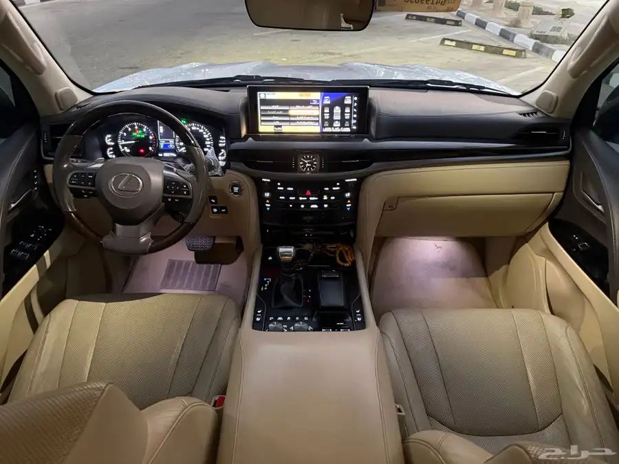 جيب لكزس LX.570 2016سعودي قمه بنضافهDD 25