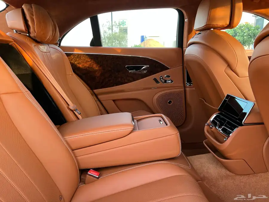 BENTLEY CONTINENTAL FLYING SPUR 2022 21