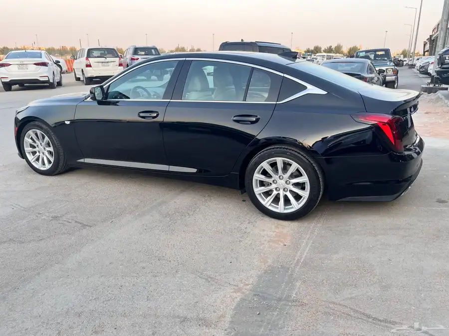 كاديلاك CT5 موديل 2022 5